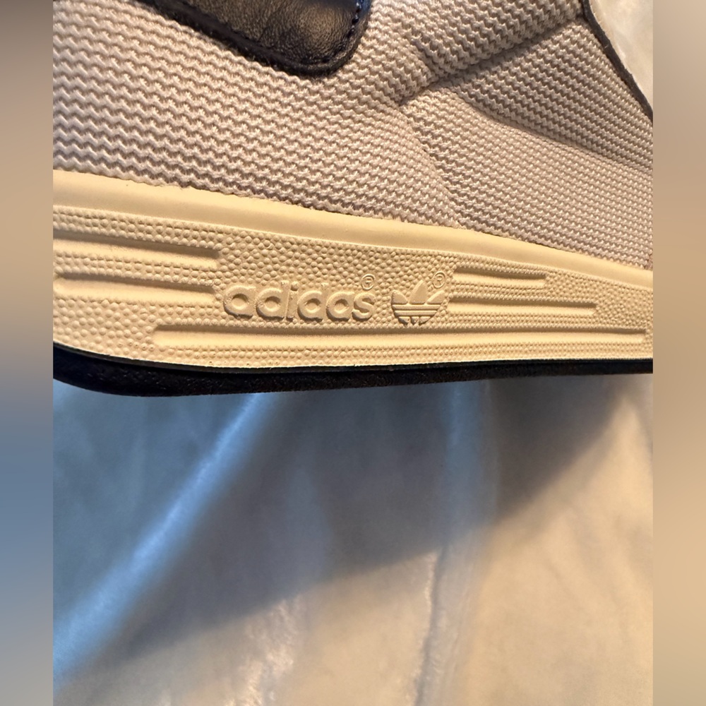 Men’s Adidas Rod Laver White and Blue Sneakers - Picture 10 of 14